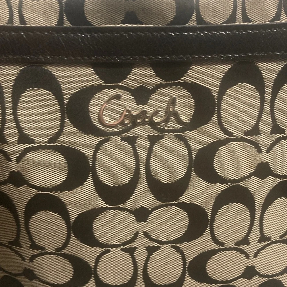 Vintage Authentic Coach Signature Medium Tote Black and White 2012 - Picture 6 of 16